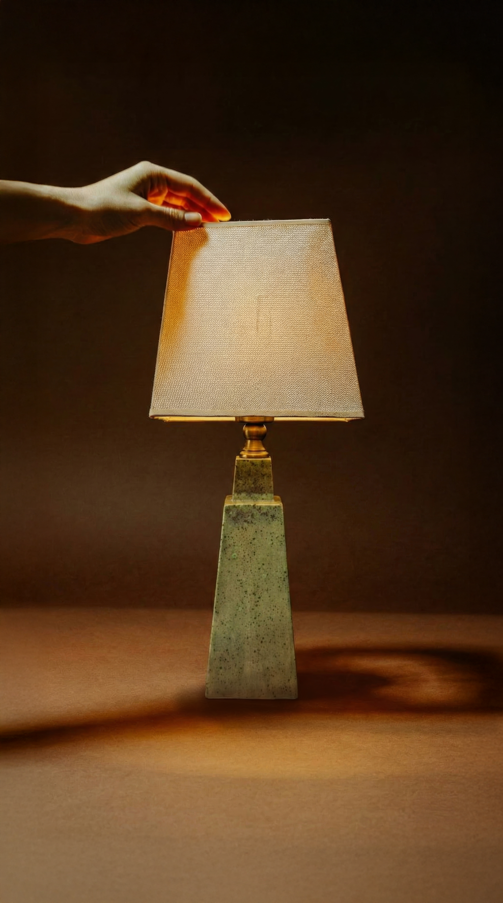 The Jade Monolıth Lamp